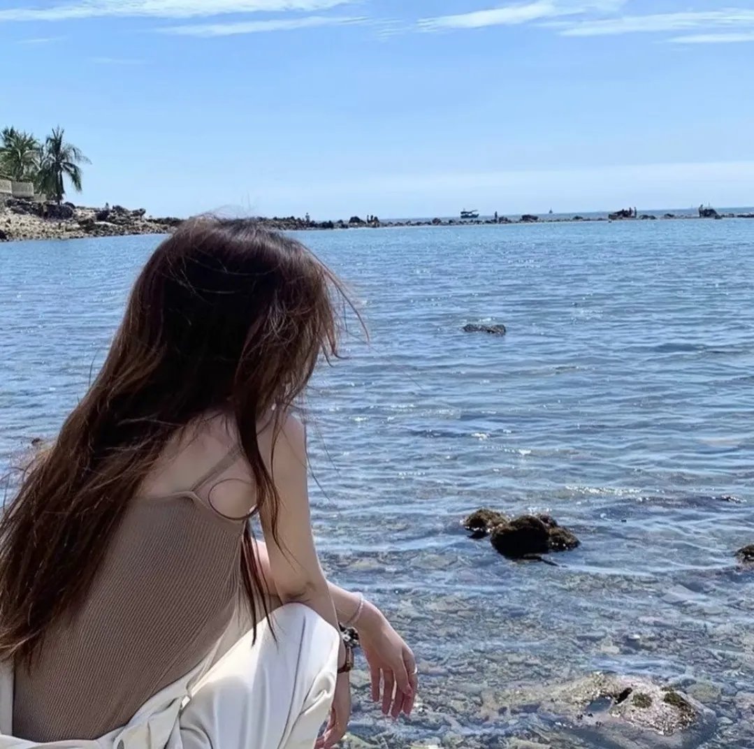 拜托了,花戎少女
